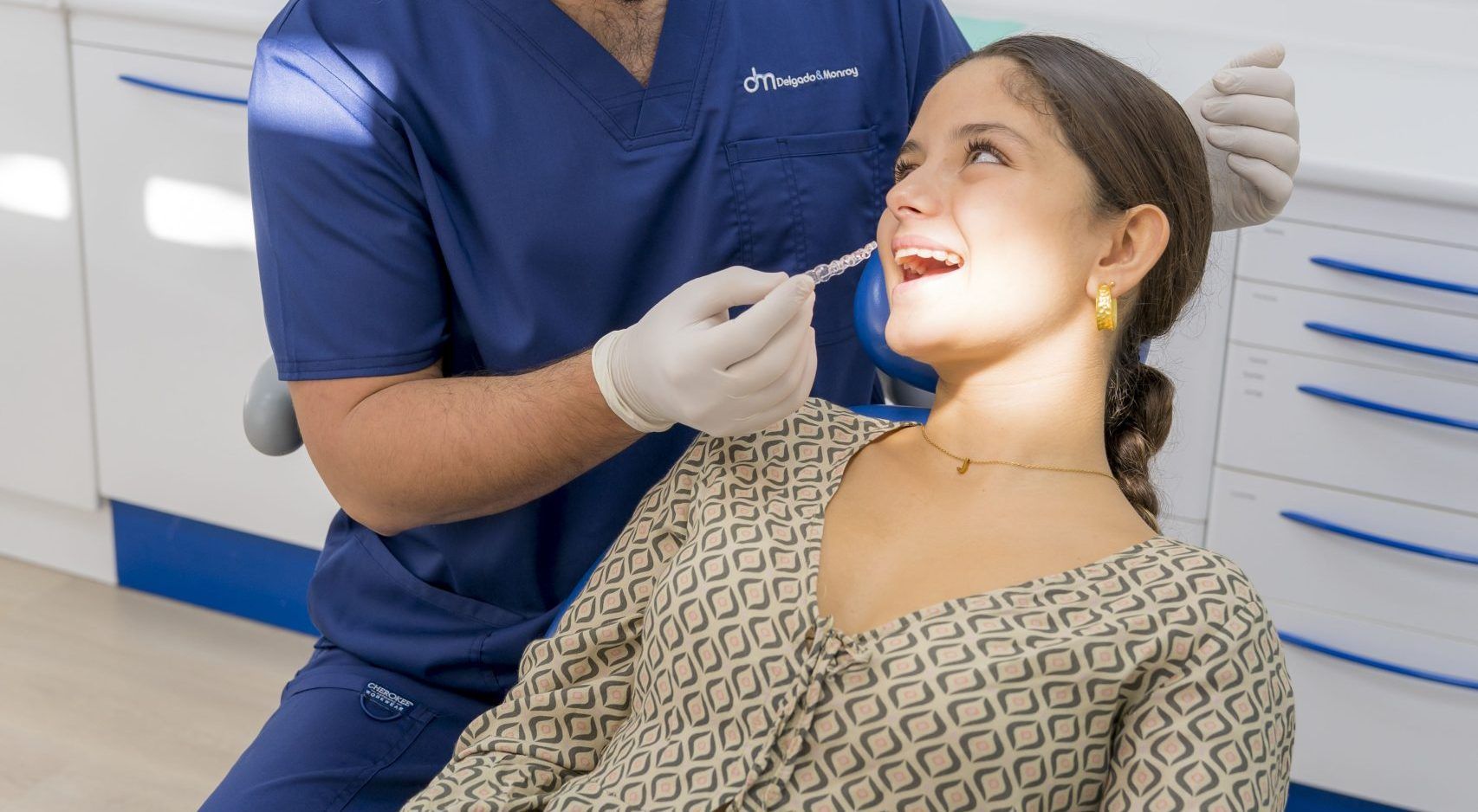 ferula descarga en clinica dental delgado monroy dentista en el norte de madrid