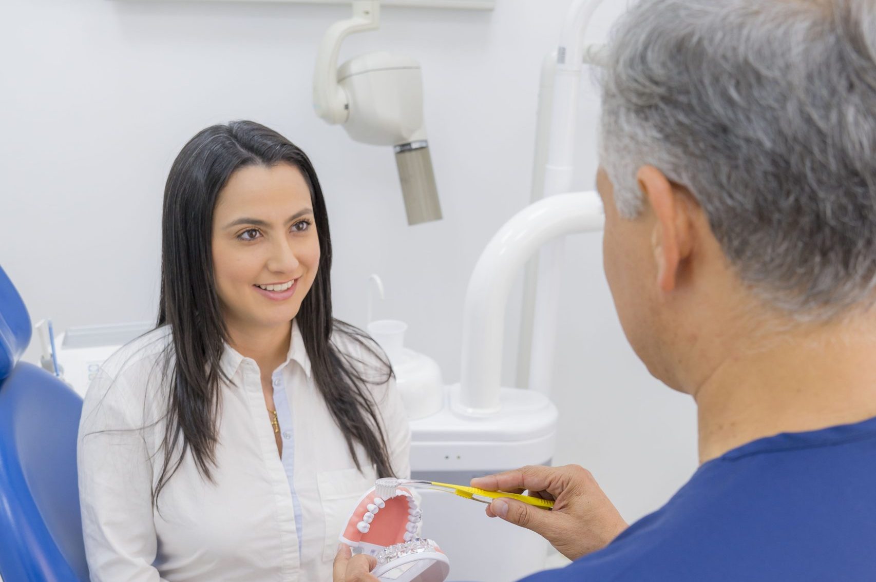 Implantología Clinica Delgado y Monroy